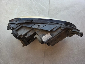 Far Passat B7  - imagine 2