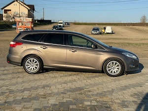 Ford Focus Mk3 2012 - imagine 4