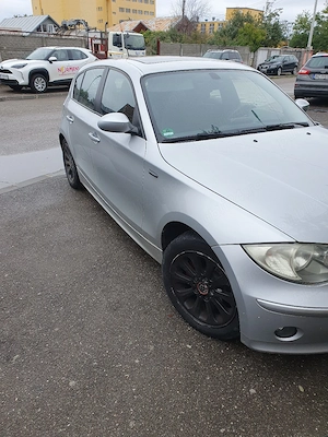 vând bmv seria 1 2007 benzină  - imagine 4