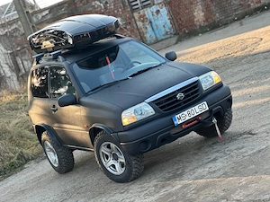 Suzuki Grand vitara 2l 4 in linie - imagine 3