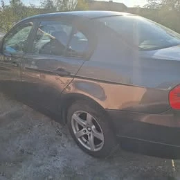  BMW 318i E90, an 2006, 95 kW - imagine 2