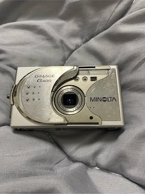 Minolta DiMAGE G400 - imagine 5