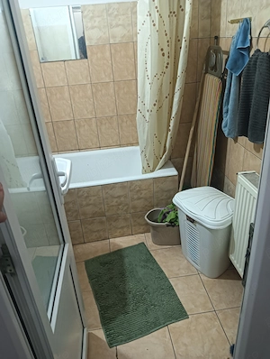 Vând garsonieră 28 metri + 2 metri balcon  - imagine 2