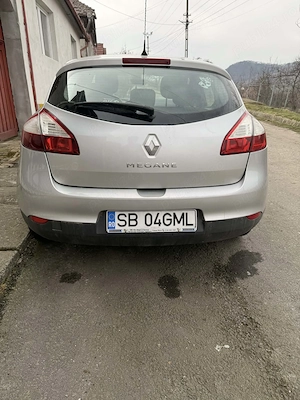 Vand Megane 3 Hatchback 1.6 Benzina - imagine 4