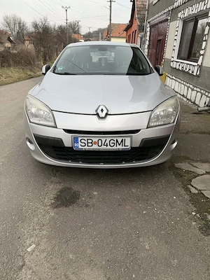 Vand Megane 3 Hatchback 1.6 Benzina - imagine 2