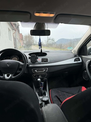 Vand Megane 3 Hatchback 1.6 Benzina - imagine 6