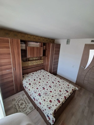 Vând Apartament cu 3 camere decomandat - imagine 6