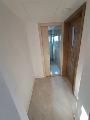 Vând Apartament cu 3 camere decomandat - imagine 10
