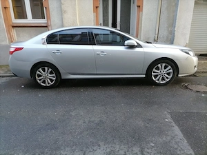  Renault Latitude 2011    Confort și eleganță! - imagine 3