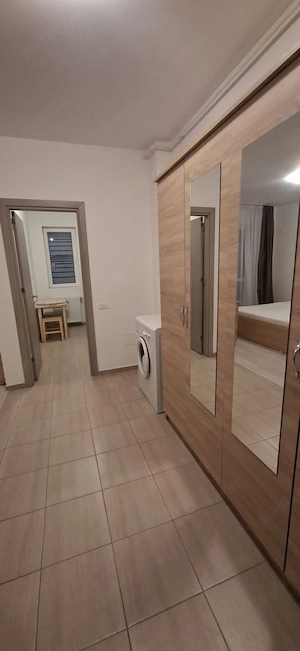 închiriez Garsonieră decomandata proprietar - imagine 3