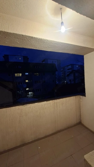 închiriez Garsonieră decomandata proprietar - imagine 5