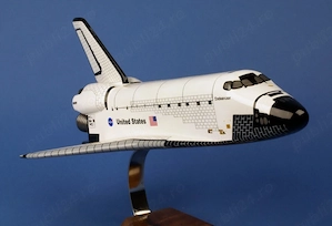 Machetan aveta spatiala  Revell 1:72 montata