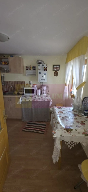 Casa de vanzare cu 3 camere in Poiana Campina - imagine 12