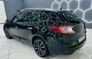 RENAULT MEGANE - imagine 3