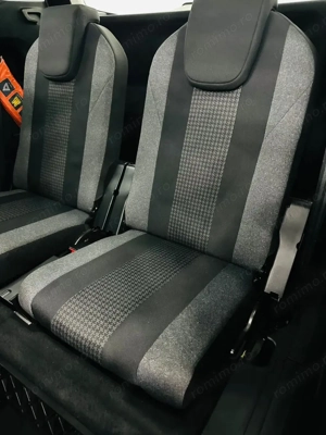 PEUGEOT 5008 - imagine 15