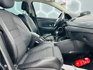 RENAULT MEGANE - imagine 16