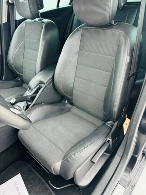 RENAULT MEGANE - imagine 14