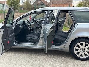 Audi A4 S-line 1.9 tdi an 2006 unic proprietar acte la zi fiscal pe loc     - imagine 7