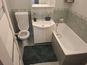 Închiriez apartament Dambovita - imagine 8