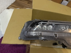 Far Toyota Corolla partea stângă. - imagine 4