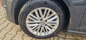 Volkswagen Golf 2.0 TDI BlueMotion Technology DSG Cup - imagine 4