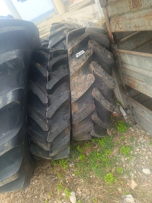 Vând cauciucuri NOI pentru tractor  - imagine 2
