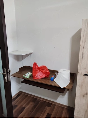 vand garsoniera zona Bulevard etaj superior 