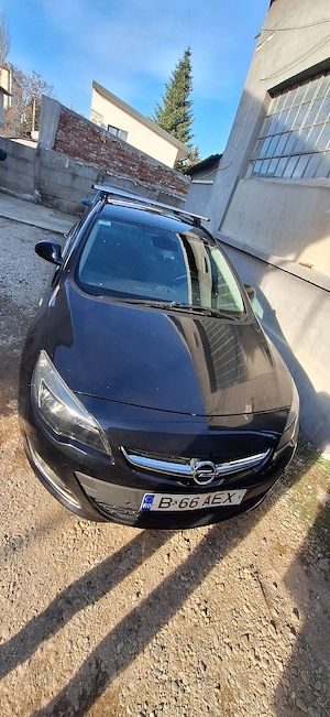 Opel  Astra J 2013 - imagine 5
