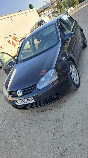 Vând Volkswagen Golf 5,FSI 1,6 - imagine 3