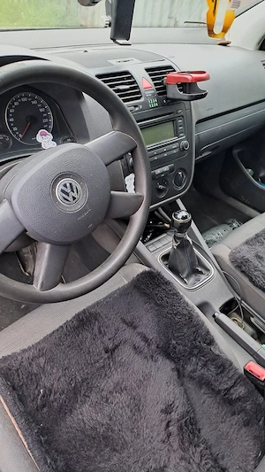 Vând Volkswagen Golf 5,FSI 1,6 - imagine 2