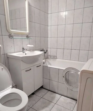 iancului etaj 4 semidecomandat