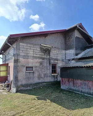  Casă (la roșu) + teren 2522 mp – ideală pentru personalizare - Costestii Deal - imagine 15