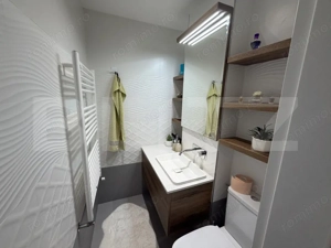 Apartament 4 camere, 83 mp, decomandat, zona ultracentrala - imagine 15