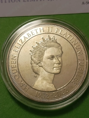 Moneda Jersey - comemorativa Jubileul de Platina al Reginei Elisabeta (1952-2022) - imagine 2