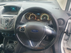 Dezmembrez Ford Transit Courier Trend 1.6 tdci 2015 - imagine 3