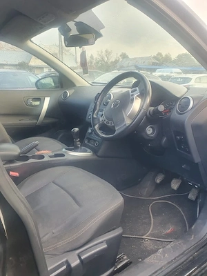 Dezmembrez Nissan Qashqai 1.5 DCI 2010 - imagine 5