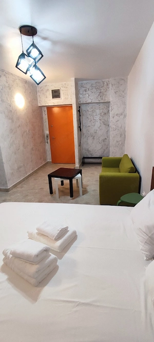 Studio situat in complex rezidential cu centru Spa - imagine 3