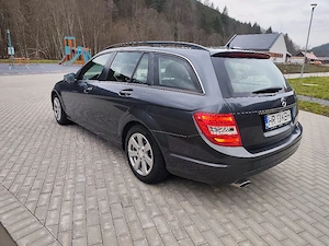 Mercedes C220 4Matic 7G-tronic  - imagine 4