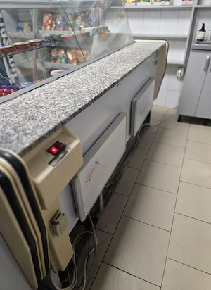 Vand vitrine frigorifice  - imagine 3