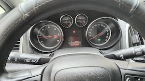 Opel Astra j 2010 - imagine 2