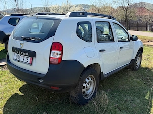 Dacia Duster 1.6 4x4 - imagine 3