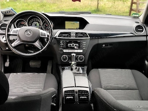 Mercedes C220 4Matic 7G-tronic  - imagine 10