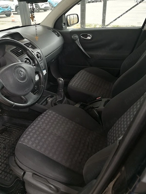 Renault Megane 2 - imagine 9