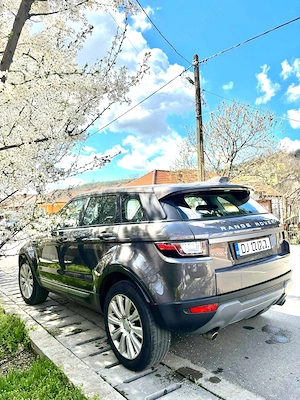 Range Rover Evoque 2.0 Diesel 180 CP 4x4 Automat   2017   Piele Naturală   Trapă - imagine 2
