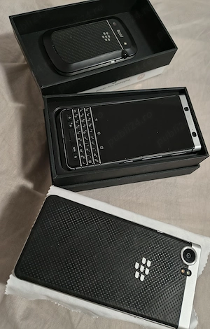 Telefon mobil Blackberry CA NOU Bold 9900 Keyone touch NOU Bonus Okaz Friday Buc In paste bonus urge