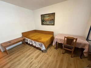 Închiriez o cameră într-un apartament cu 3 camere - imagine 3