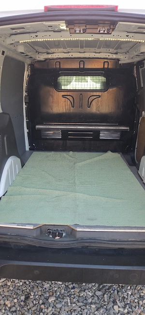 vindem Ford  Tranzit Conect L1 .fabricatie 2019 înmatriculat 2020.al doilea proprietar adus recent  - imagine 5