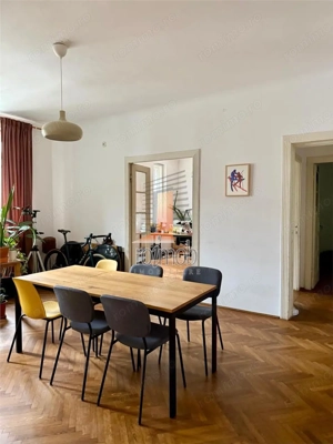 Gradina Icoanei, 4 camere, et 1 4, deosebit.