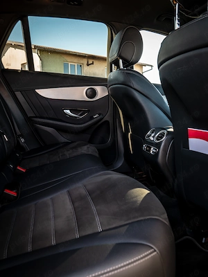 Mercedes GLC 220D 4MATIC 194CP AMG Line 2020 - imagine 6