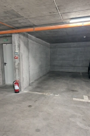 Inchiriez loc in parcare subterana bloc nou, central - 2 buc disponibile